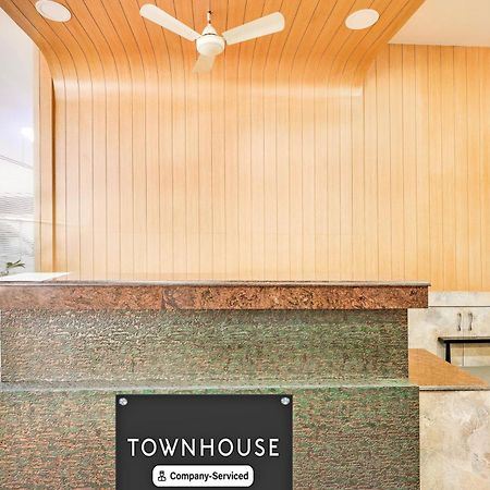 Super Townhouse Visakhapatnam Hotel Kültér fotó